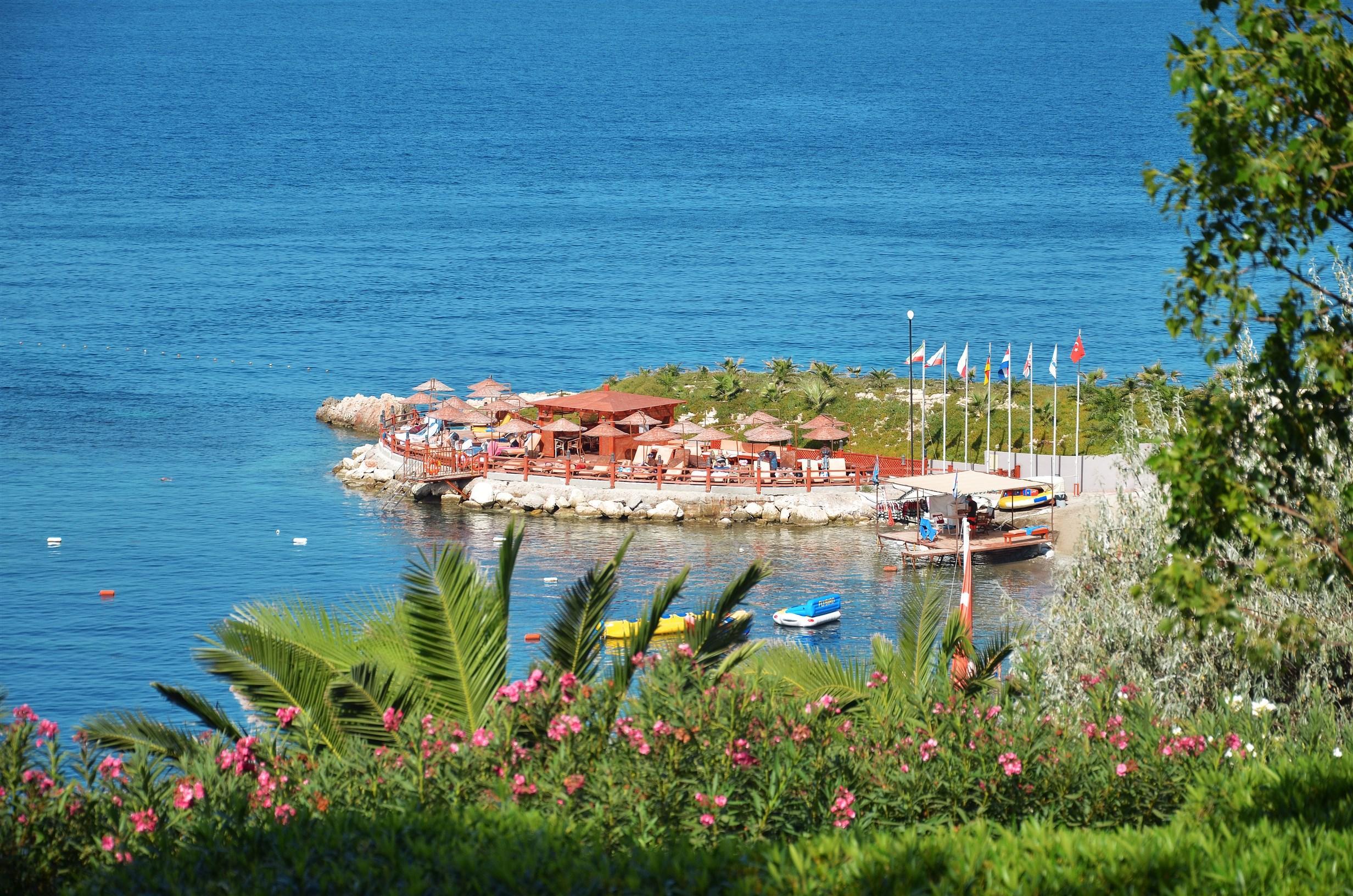 Hotel The Grand Blue Sky International Kusadası Exterior foto
