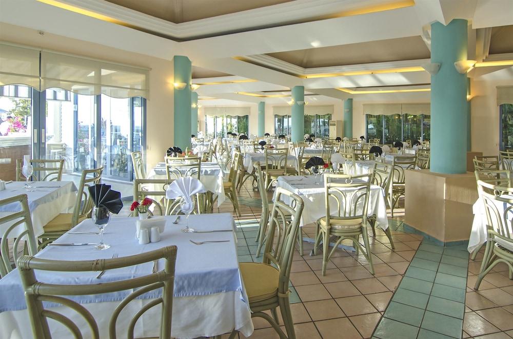 Hotel The Grand Blue Sky International Kusadası Exterior foto