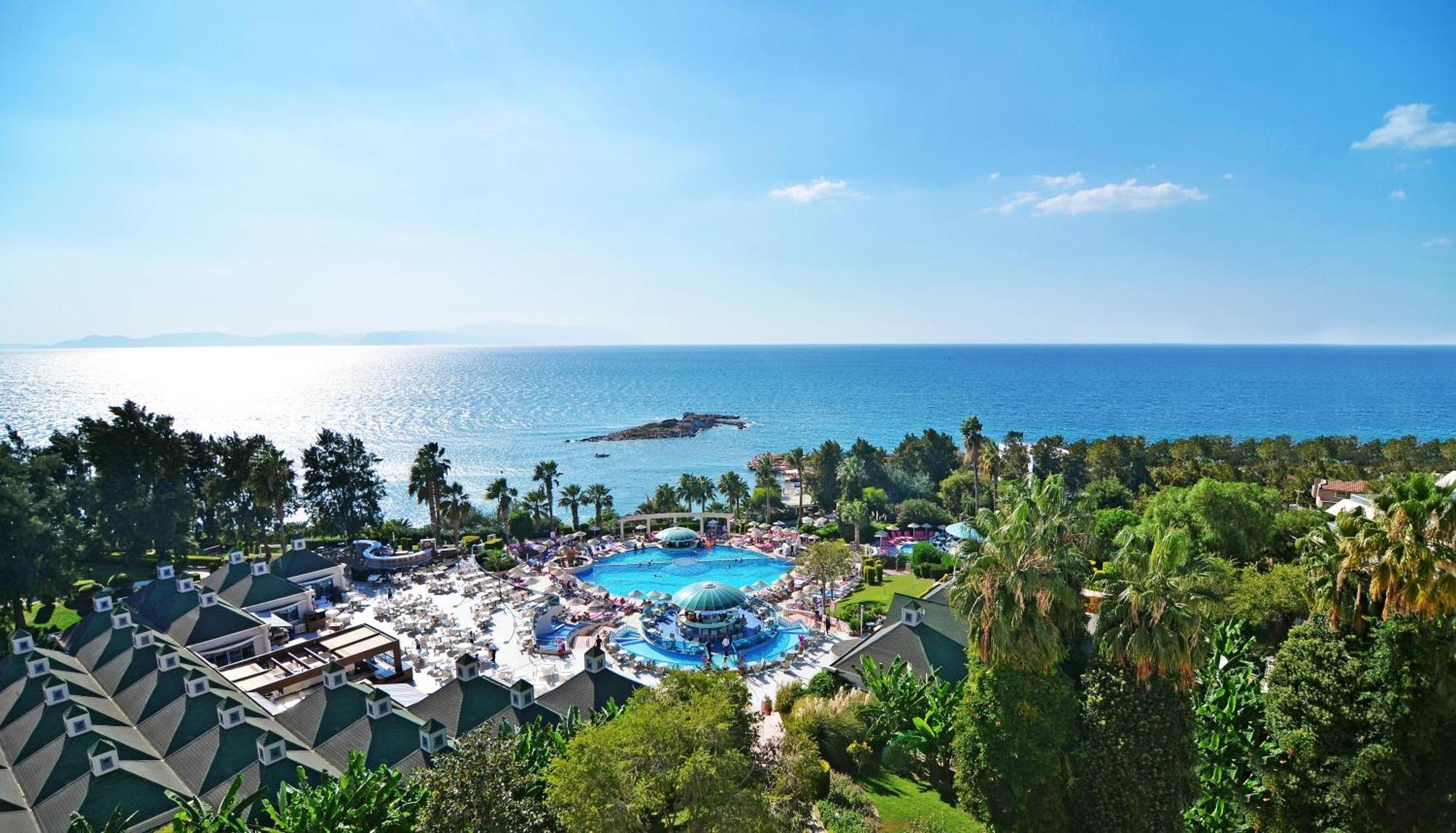 Hotel The Grand Blue Sky International Kusadası Exterior foto