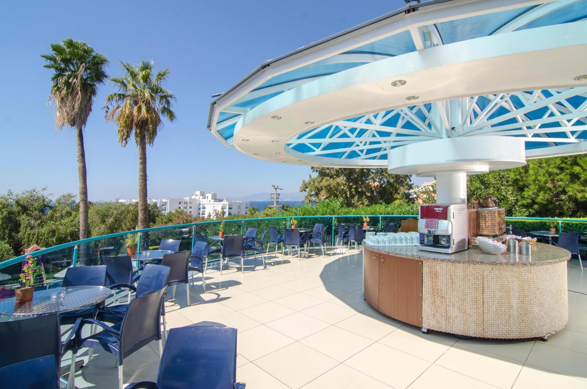 Hotel The Grand Blue Sky International Kusadası Exterior foto