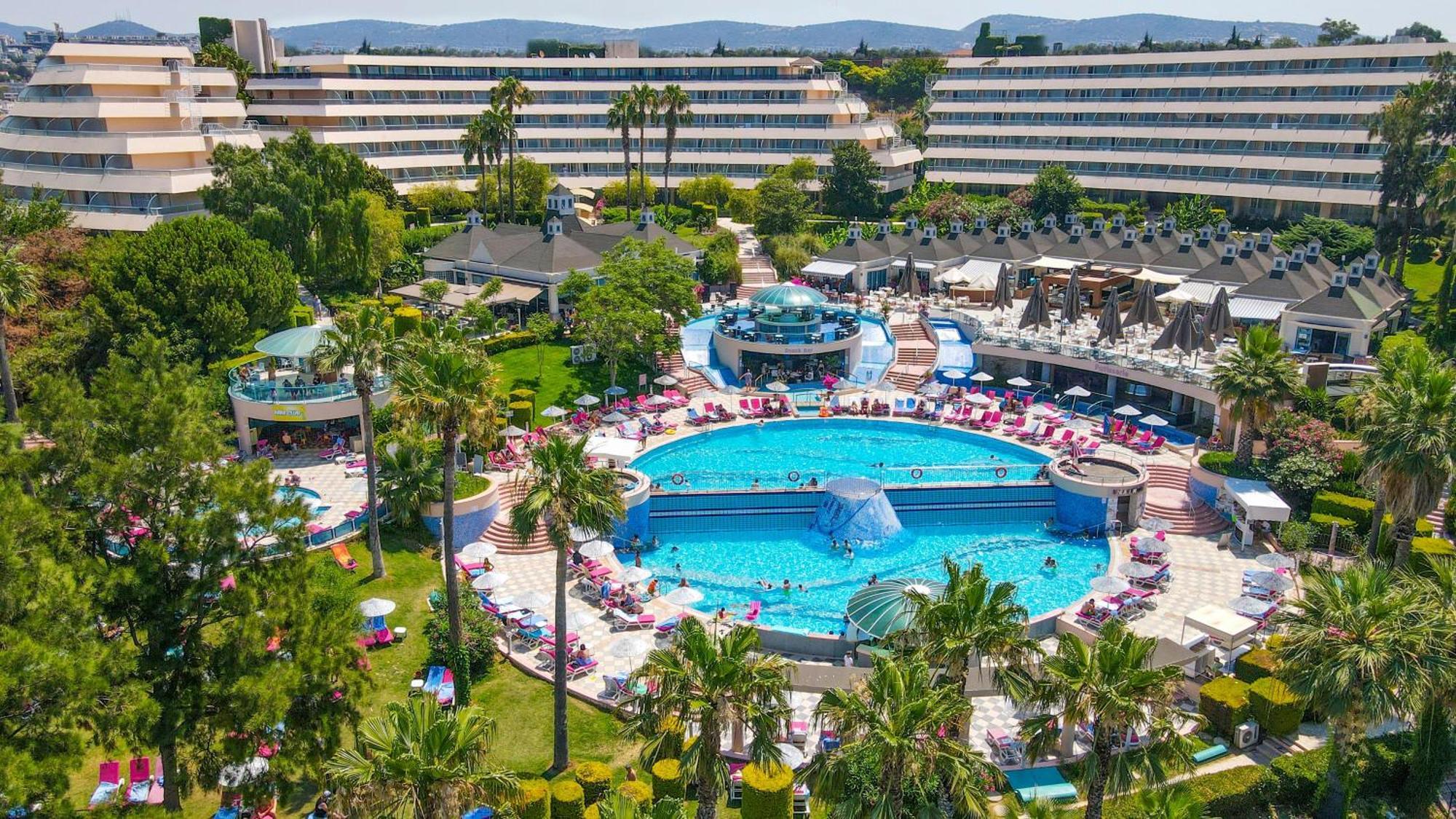 Hotel The Grand Blue Sky International Kusadası Exterior foto